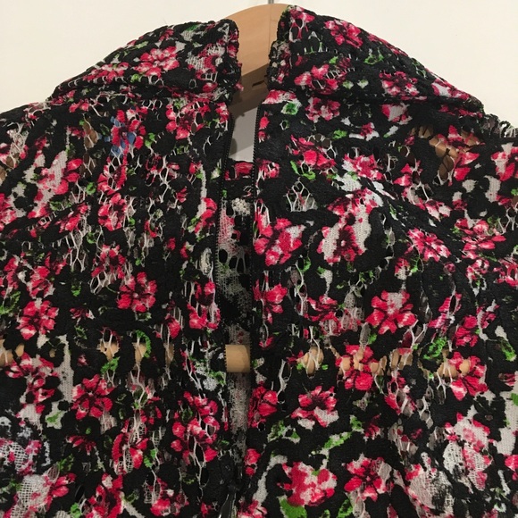 The Kooples Lace Top with a bow (XS) - Picture 4 of 11